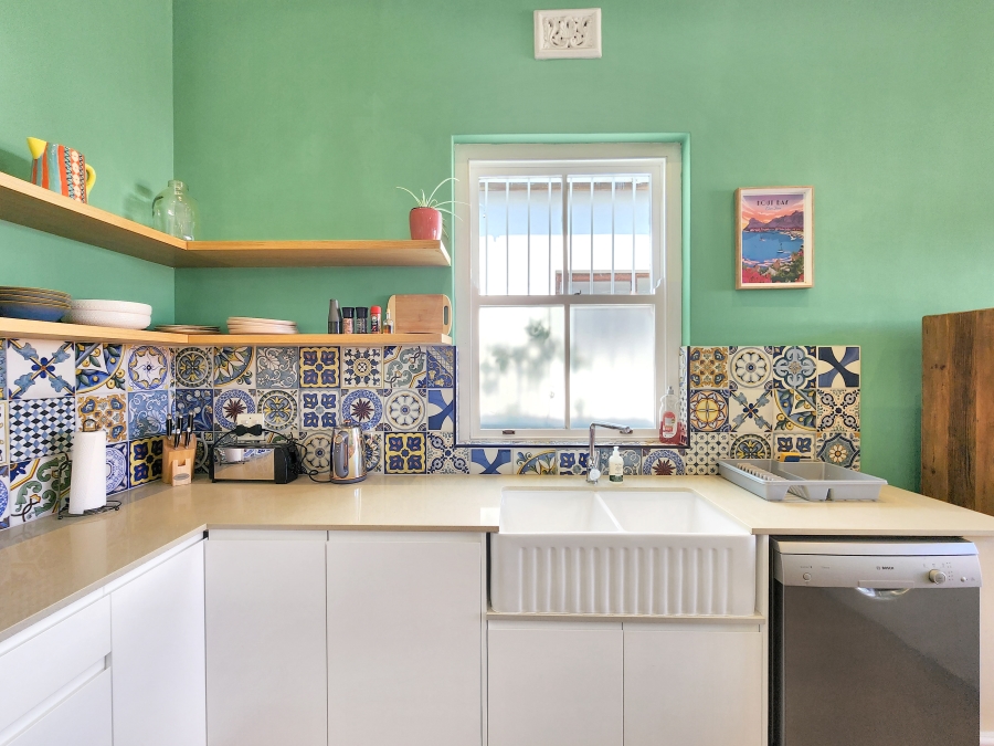 To Let 2 Bedroom Property for Rent in Vredehoek Western Cape